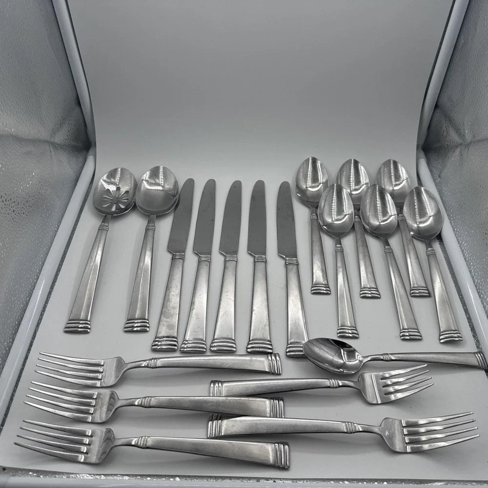 Pfaltzgraff Stainless Steel Parker Frost Mixed Lot 19 Pieces